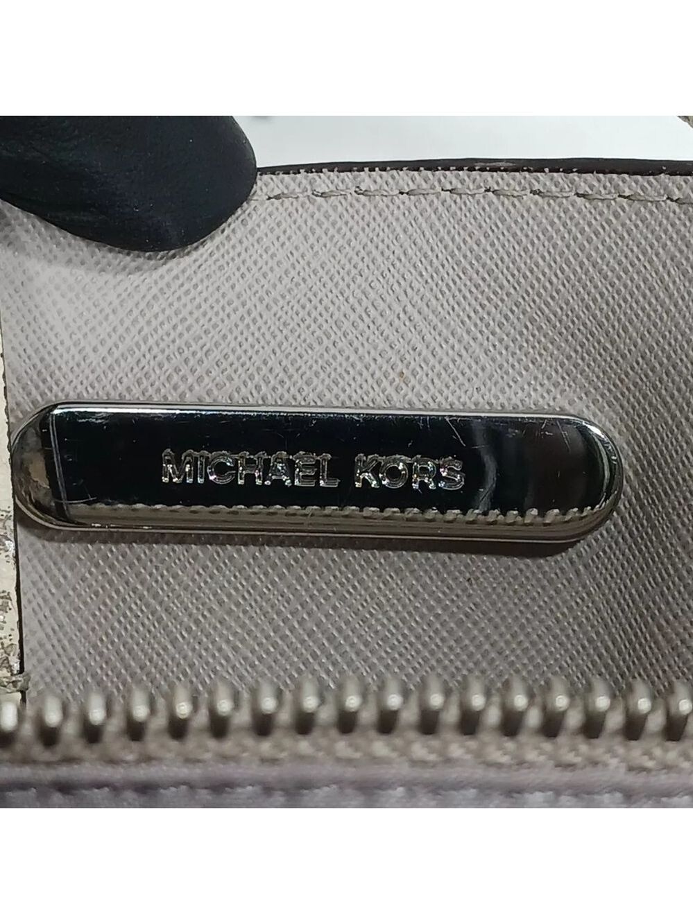 Michael Kors Metallic Faux Snakeskin Purse Crossbody Animal Print - Picture 4 of 13